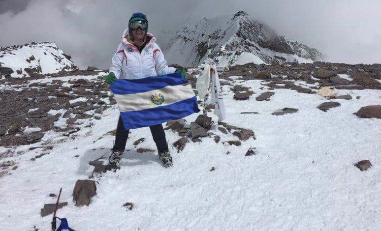 Madre de Alfa Karina desmiente que la atleta haya sido rescatada