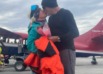 La montañista salvadoreña Alfa Karina Arrué ya fue rescatada de la montaña Denali en Alaska