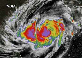 El ciclón Mocha se fortalece en India y amenaza el campo de refugiados más grande del mundo