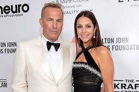 Kevin Costner se divorcia de su esposa tras 18 años en pareja