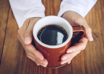 El café y el té mejoran la salud ocular, según una investigación