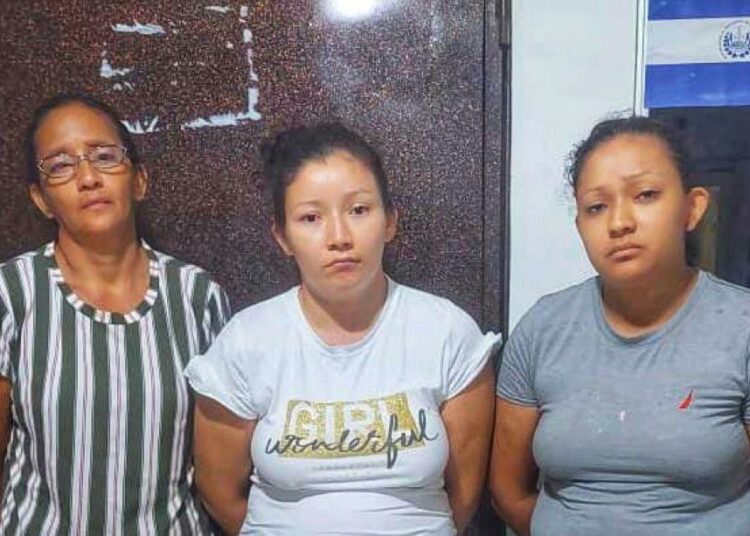 Madre e hijas, presuntamente pertenecientes a la MS13, extorsionaban a comerciantes de Chapeltique