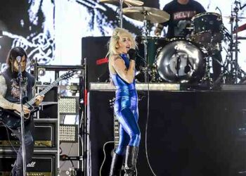 Miley Cyrus confiesa: «Cantar para miles de personas no es realmente lo que más me gusta del mundo»