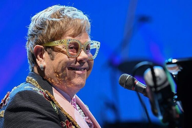 A pesar de anunciar su retiro, Elton John seguirá brindando shows