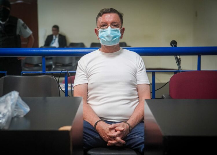 Mauricio Funes es condenado a 14 años de cárcel y Munguía Payés a 18 por negociar con pandillas