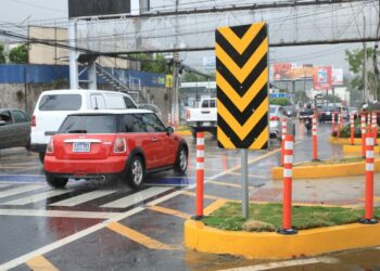 MOPT inicia señalización vial en 350 intersecciones