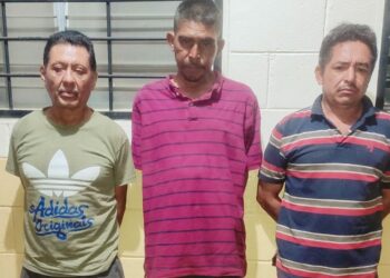 Policía captura a tres responsables de homicidio en Santa Ana