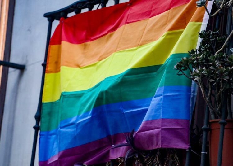 Fiscal italiana pide anular 33 partidas de nacimiento de hijos de parejas lesbianas