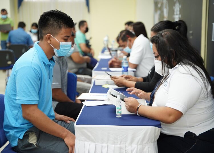 Ministro de Trabajo anuncia convocatoria de empleo con más de 7 mil plazas