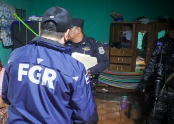 Fiscalía giró 15 órdenes de captura contra sujetos que se dedicaban al tráfico ilegal de personas