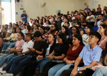 ¡Capacitados voluntarios de Protocolo VIP y Prensa!