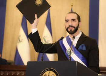 La nueva organización administrativa ahorrará $780 millones para el Estado