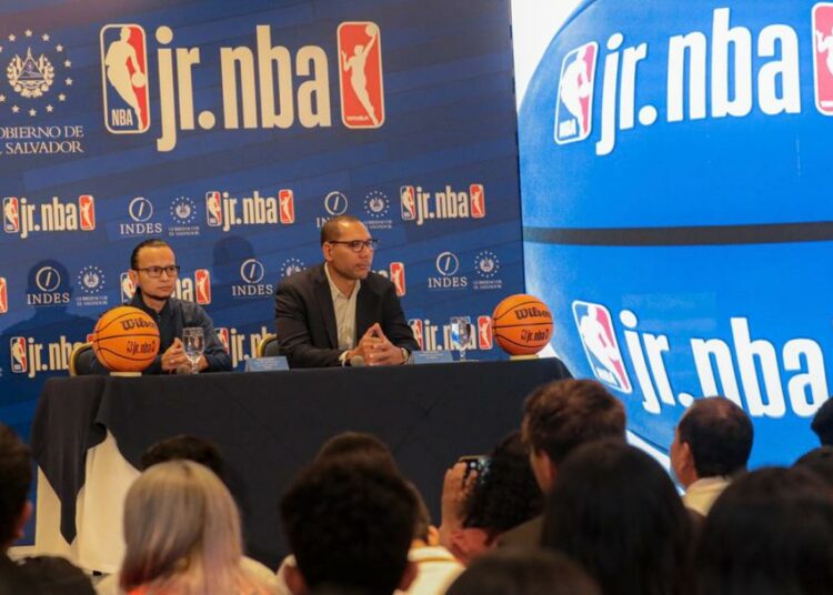 Brindan oportunidades para jóvenes estudiantes por medio del deporte