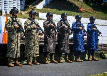 Entregan 20 mil capas de lluvias a soldados que trabajan en Plan Control Territorial