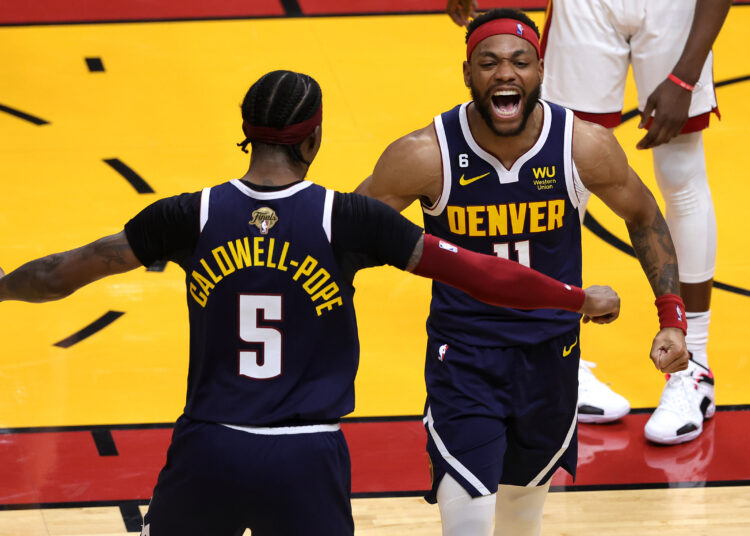 Denver derrotó a Miami por 108-95 y quedó a un paso de la gloria