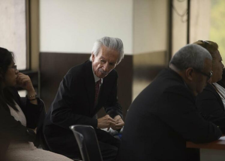 Periodista guatemalteco José Rubén Zamora es condenado a seis años de prisión por lavado de dinero