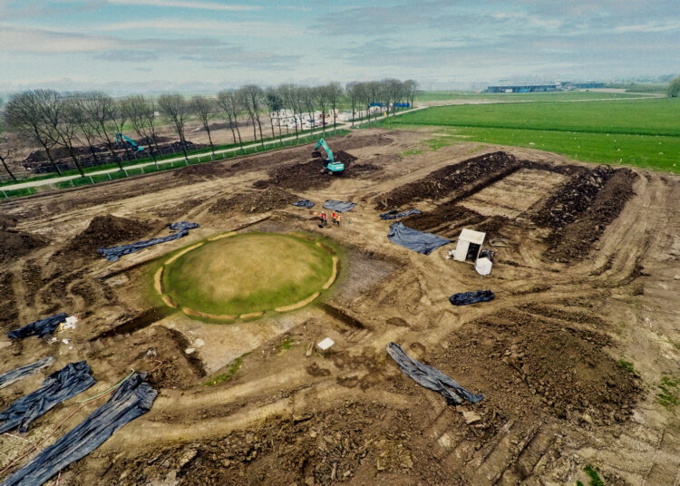 Hallan un santuario de 4.000 años de antigüedad similar a Stonehenge en Países Bajos