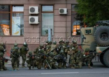 Grupo Wagner dice controlar el Estado Mayor ruso de Rostov