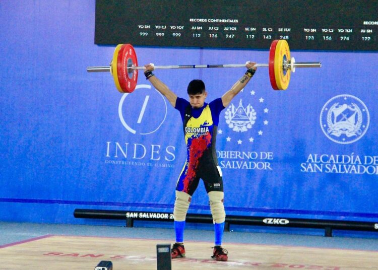 Miguel Suárez en levantamiento de pesas gana la primera medalla de oro para Colombia