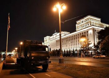 El jefe del grupo Wagner anunció el derribo de un helicóptero del Ejército ruso y amenazó con llegar a Moscú