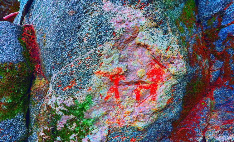 Un excursionista encuentra por casualidad pinturas rupestres de la Edad de Bronce en Noruega
