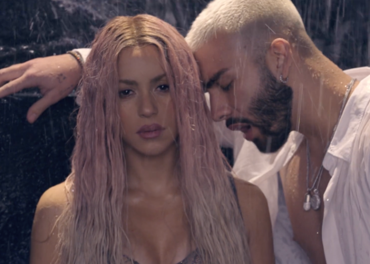 Shakira y Manuel Turizo lanzan «Copa Vacía»: «Sé que estás bueno, pero mucho más buena estoy yo»