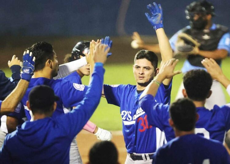 El Salvador inicia ante Curazao en el béisbol de los C.A y del Caribe