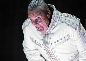 Fans de Rammstein revenden entradas tras escándalo de abusos cometidos supuestamente por el cantante Till Lindemann