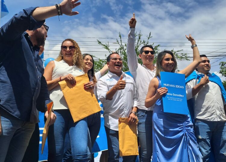 Mario Durán, Christian Guevara, Dania González, y otros dirigentes de Nuevas Ideas inscriben candidaturas para poder reelegirse