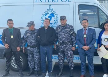 El Salvador entrega a Guatemala a un hombre acusado de haber hurtado un vehículo