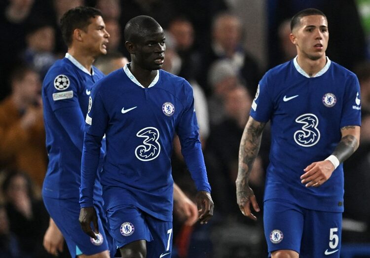 El Chelsea prepara la salida de 12 de sus jugadores