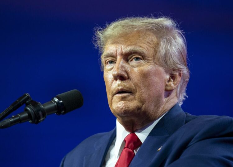 Ex secretario de Justicia William Barr dijo que Donald Trump es el único responsable de la investigación del FBI