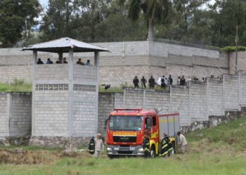 Motín en cárcel de Honduras deja al menos 41 reclusas muertas