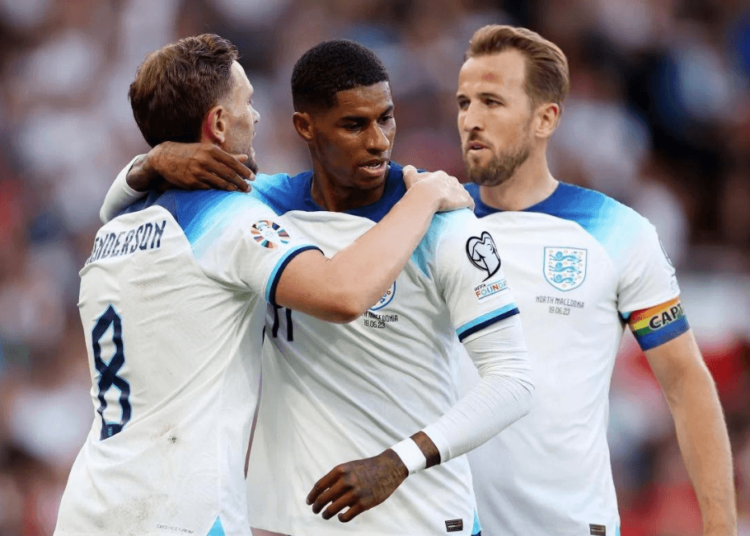 Eurocopa: Inglaterra no tuvo piedad con Macedonia y Francia logró una importante victoria ante Grecia