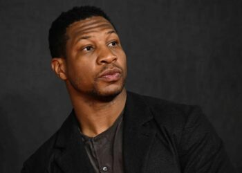 Nuevas presuntas víctimas de Jonathan Majors podrían declarar en su contra durante el juicio