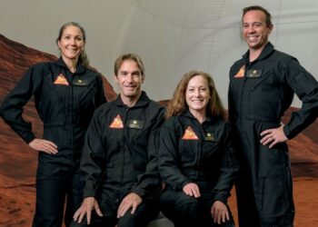 La NASA aisla a 4 voluntarios durante un año en una cámara que simula las condiciones de Marte