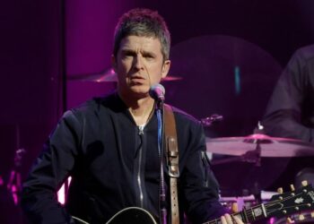 Noel Gallagher regresa al centro de Londres donde solía ser el rey de las fiestas