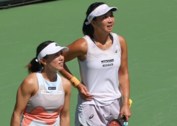 Descalifican a la pareja de dobles Kato-Sutjiadi por dar un pelotazo a una recogepelotas de Roland Garros