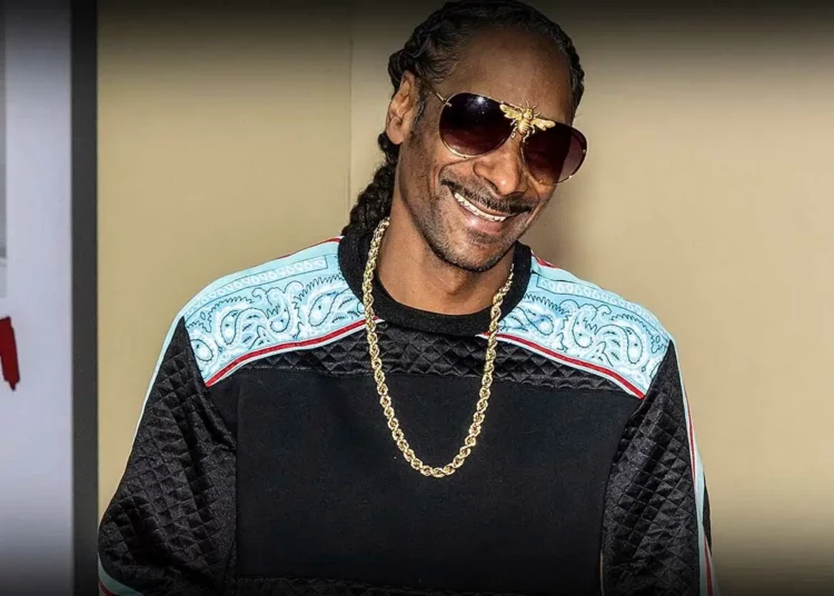 Confirma Snoop Dogg que tenía una cucaracha como mascota
