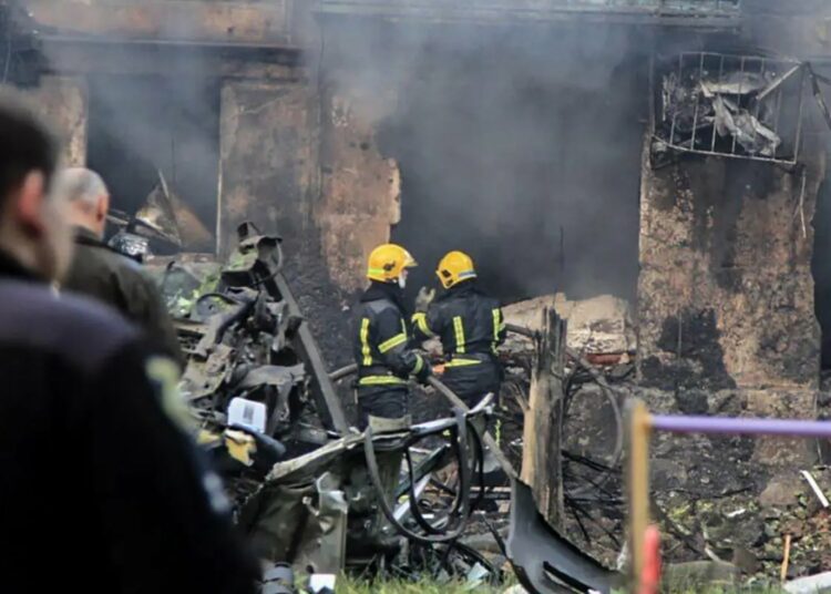 Ataque ruso en el sur de Ucrania deja 4 muertos y 25 heridos