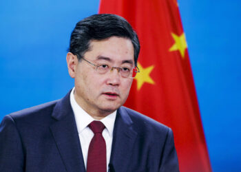 China sustituye a su canciller, desaparecido hace un mes