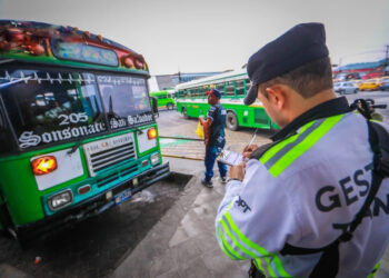 Mantienen controles viales para verificar el cobro de la tarifa de transporte colectivo