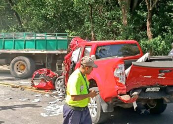 Una persona queda atrapada en el vehículo tras accidente de tránsito en San Miguel