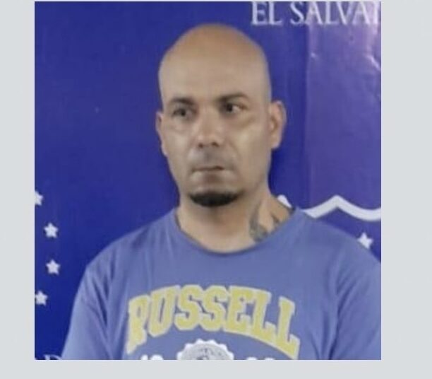 Fiscalía ordena captura de un abogado que falsificaba documentos