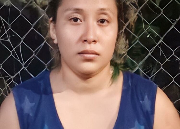 Capturan a mujer que atacó con un cuchillo a su compañero de vida