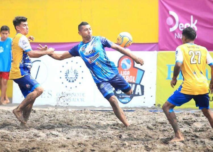 Garita Palmera le pegó a Apulo Ilopango y se puso a un punto del líder