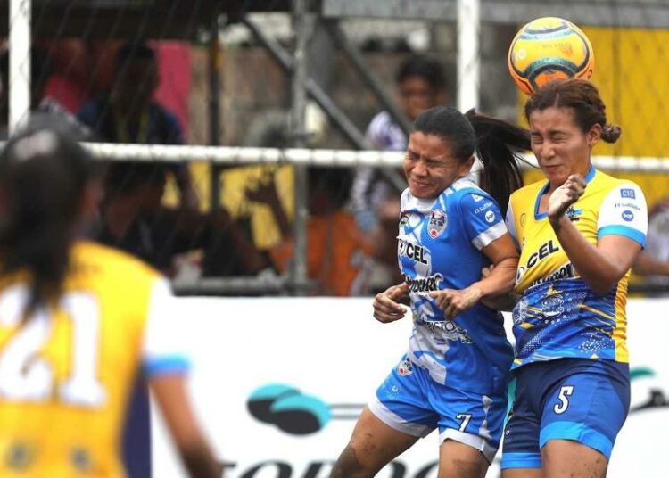 BS UES y Barra de Santiago comparten liderato en el grupo A femenino