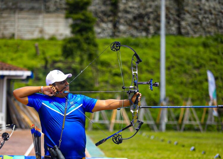 Roberto Hernández y Sofía Paiz consiguieron la presea plateada en tiro con arco compuesto mixto para El Salvador