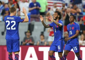 Estados Unidos sufre, pero vence a Canadá e irá a las semifinales de Copa Oro