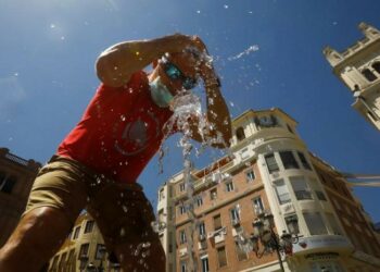 España en alerta por ola de calor de hasta 45 grados Celcius